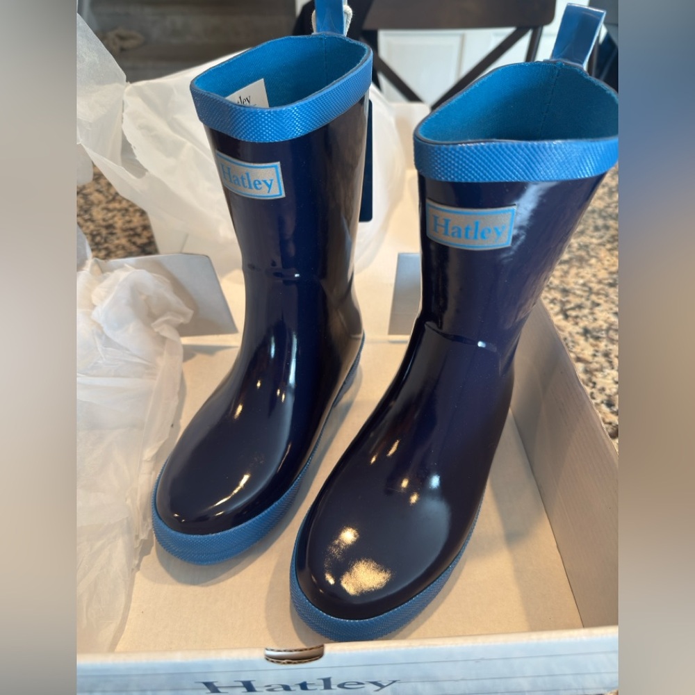 NWT Hatley Navy Shiny Rain Boots